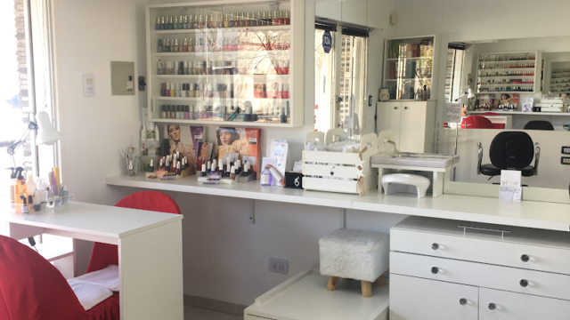 Uñas Lorena Aronna Spa & Nailbar en Cinco Esquinas Rosario Santa Fe Argentina
