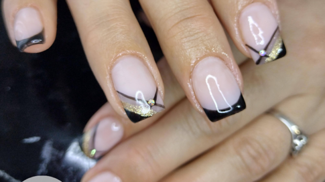 Uñas Azul Dionisi Beauty en Morón Provincia de Buenos Aires Argentina