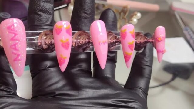 Uñas Bad doll Nails Studio en Monte Grande Provincia de Buenos Aires Argentina