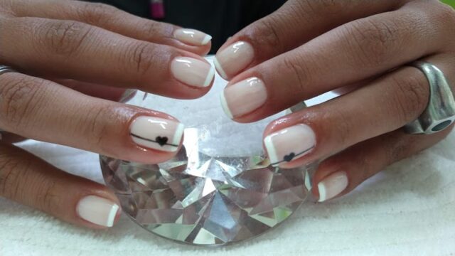 Uñas Estetica alheli quilmes en Ezpeleta Oeste Provincia de Buenos Aires Argentina