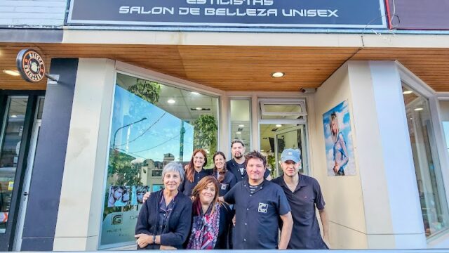 Uñas Peluqueria Grupo Creativo en Ushuaia Tierra del Fuego Argentina