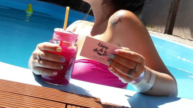 Uñas Uñas de minita en Merlo Provincia de Buenos Aires Argentina