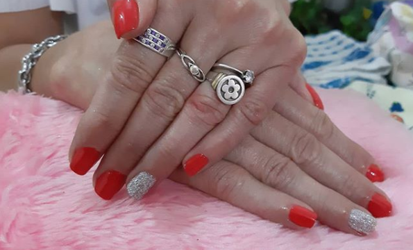 Uñas QUEENS NAILS en Morón Provincia de Buenos Aires Argentina