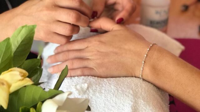 Uñas Karina Varga Embellece tu esencia en Tigre Provincia de Buenos Aires Argentina