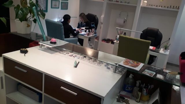 Uñas Veronica color nails en Comodoro Rivadavia Chubut Argentina