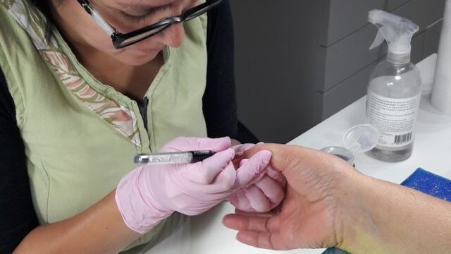 Uñas LORENA CATALÁN en Neuquén Neuquén Argentina
