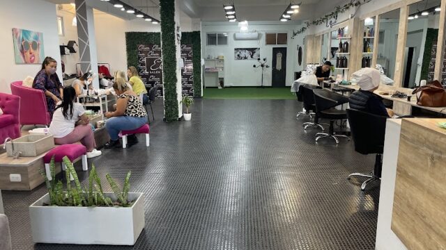 Uñas Floreceras belleza y bienestar en Lomas de Zamora Provincia de Buenos Aires Argentina