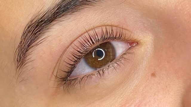 Uñas Breeze studio (CENTRO DE ESTETICA) en Ituzaingó Provincia de Buenos Aires Argentina