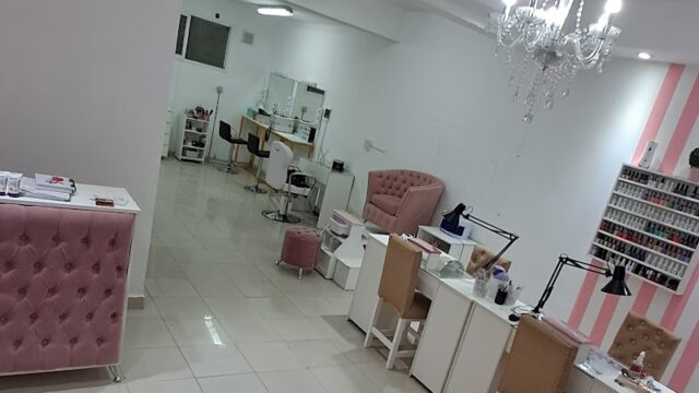 Uñas Reina de pies a cabeza estética en Neuquén Neuquén Argentina