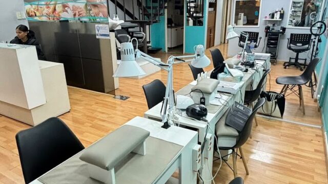 Uñas Mylha estética corporal y facial en Centro Mendoza Argentina