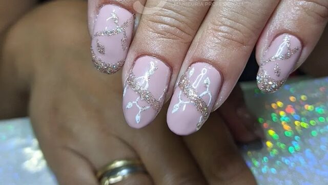 Uñas Jesica López Manicuría en Paraná Entre Ríos Argentina