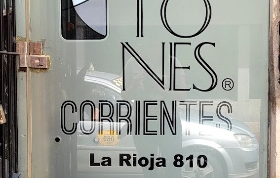 Uñas Valeria nails en Barrio Fray José de la Quintana W3400BPU Corrientes Argentina