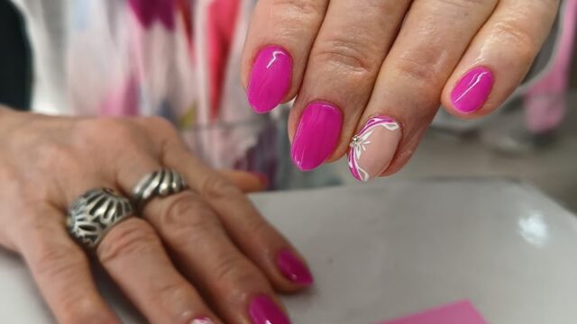 Uñas Beauty Co. Centro de Belleza y Peluquería 15 y 57 en La Plata Provincia de Buenos Aires Argentina
