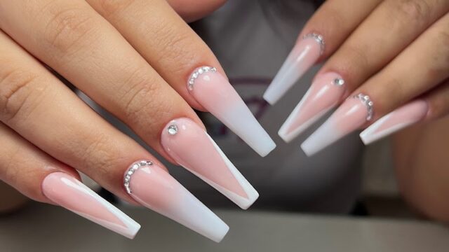 Uñas Malaspinails Nails Salón en Mar del Plata Provincia de Buenos Aires Argentina