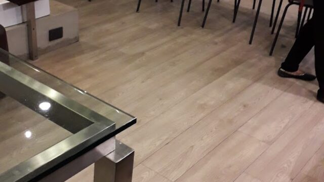 Uñas Nails & Co. Dinosaurio Mall Rodriguez del Busto en Cerro Chico Córdoba Córdoba Argentina