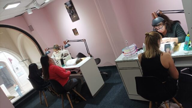 Uñas Elina Barrios Estetica en Centro Salta Salta Argentina