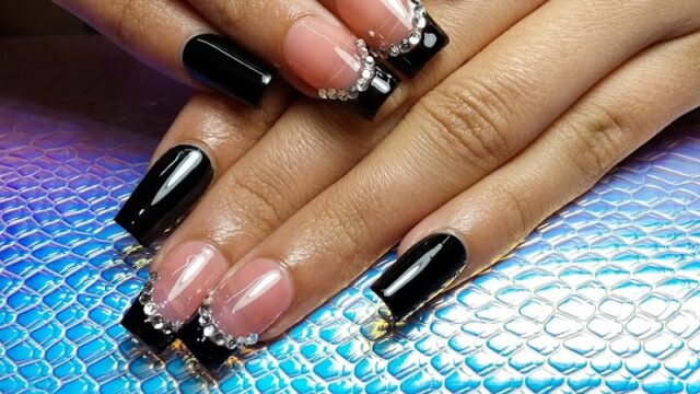 Uñas Consentidas salón de Belleza en América Unida Guernica Provincia de Buenos Aires Argentina