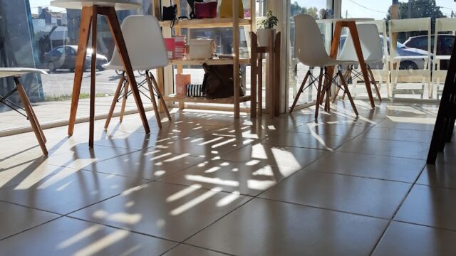 Uñas Cristian Peluquería en Santa Rosa La Pampa Argentina