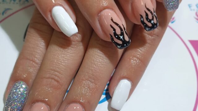 Uñas Fenix beauty salon en Lanús Provincia de Buenos Aires Argentina