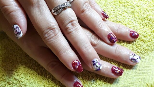 Uñas Florencia Angeles – Belleza de Manos y Pies en Posadas Misiones Argentina