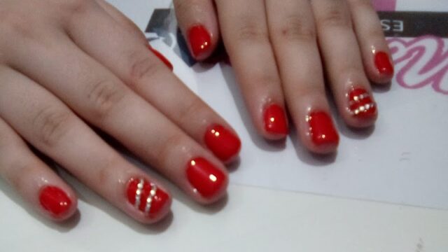 Uñas Uñas berazategui !!!!!!Primera sesión gratis!!!!! en Berazategui Provincia de Buenos Aires Argentina