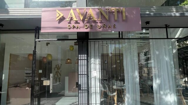 Uñas AVANTI SPA DE UÑAS QUILMES en Quilmes Provincia de Buenos Aires Argentina