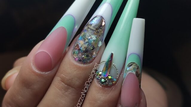 Uñas Carla Impagliazzo Master Instructor en DUH Mendoza Argentina