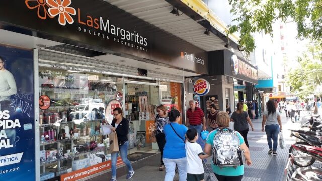 Uñas Las Margaritas en San Miguel Provincia de Buenos Aires Argentina