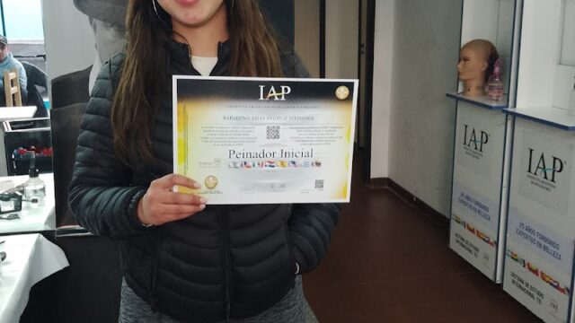 Uñas Iap San Martín en San Martín Provincia de Buenos Aires Argentina