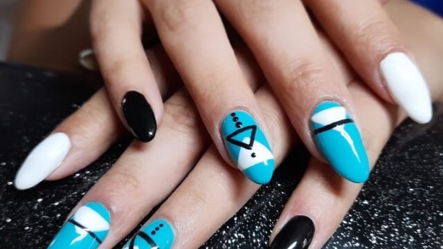 Uñas The Queen by Jacqueline en Resistencia Chaco Argentina