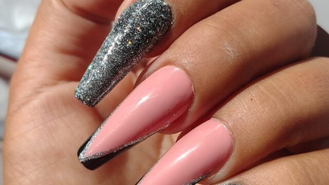 Uñas Fi Nails – (uñas semi, kapping, soft gel, nail art) en Villa Santa Cruz del Lago Córdoba Argentina