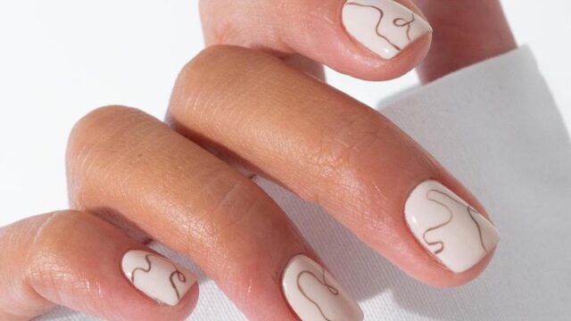 Uñas Manicuria HOOLY BEAUTY en Morón Provincia de Buenos Aires Argentina