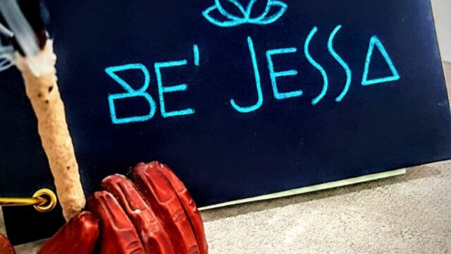 Uñas BE´JESSA en Morón Provincia de Buenos Aires Argentina